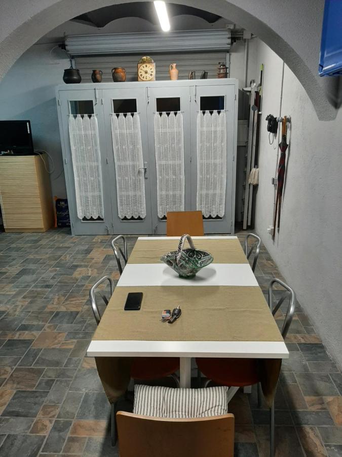 Estudi Suite Desvern Sant Just Desvern Bagian luar foto