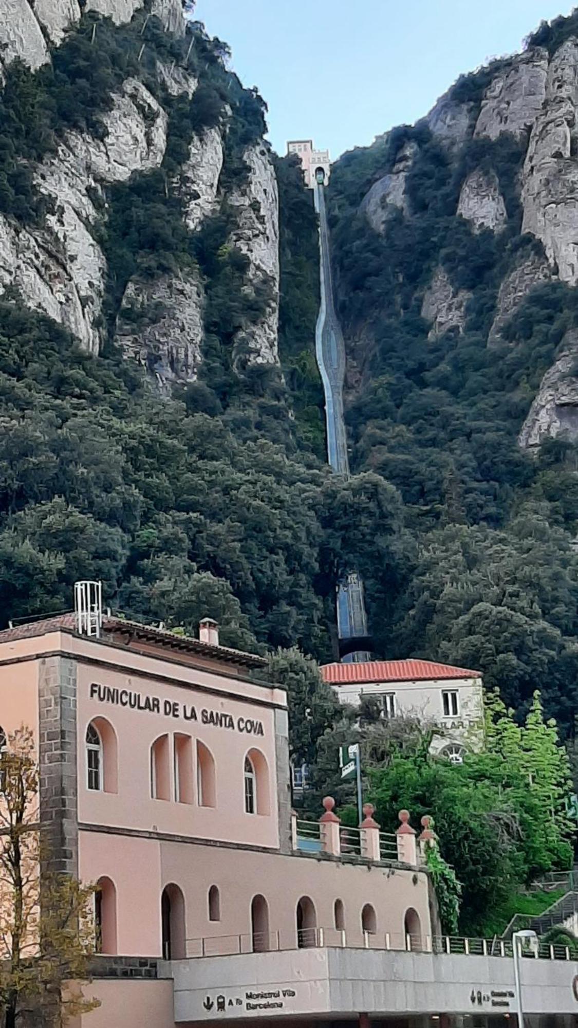 Estudi Suite Desvern Sant Just Desvern Bagian luar foto